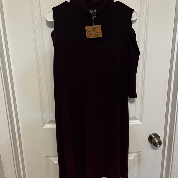 Scout and Molly Dress - Mock Neck Dress in Medium- Eggplant- NWT - Picture 5 of 8